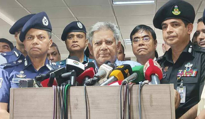 ট্রাফিকের কাজ করা শিক্ষার্থীদের সার্টিফিকেট দেওয়ার ঘোষণা